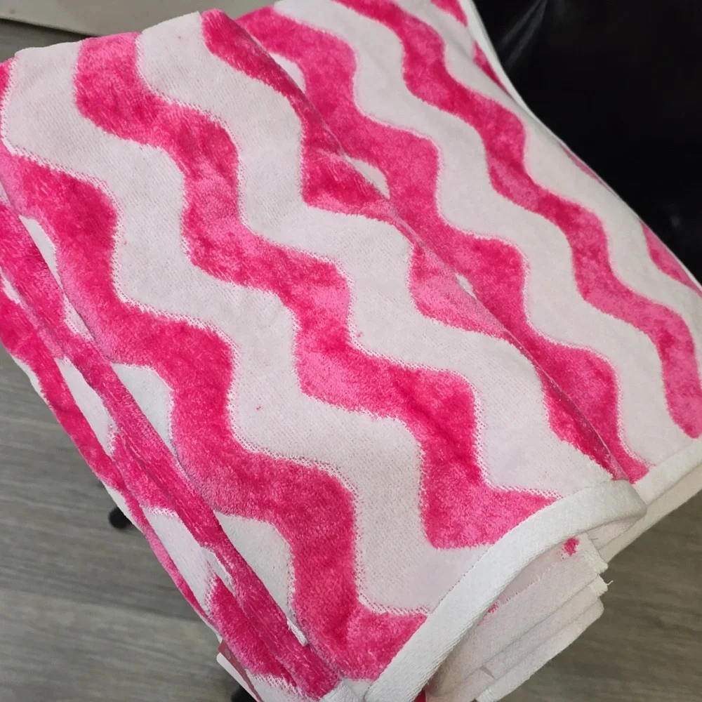 Juicy Couture Home Pink Wavy Stripe Oversized Plush Bath & Hand Towels